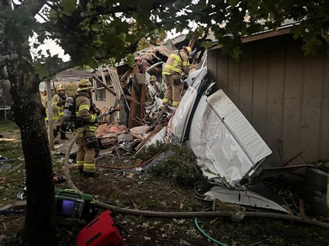 Oregon officials identify victims of plane crash that killed two after spiraling out of the sky